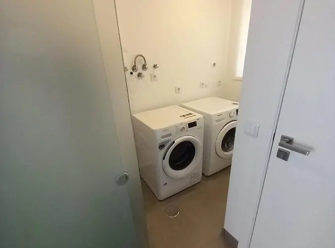 Casa Modern House בית נופש *